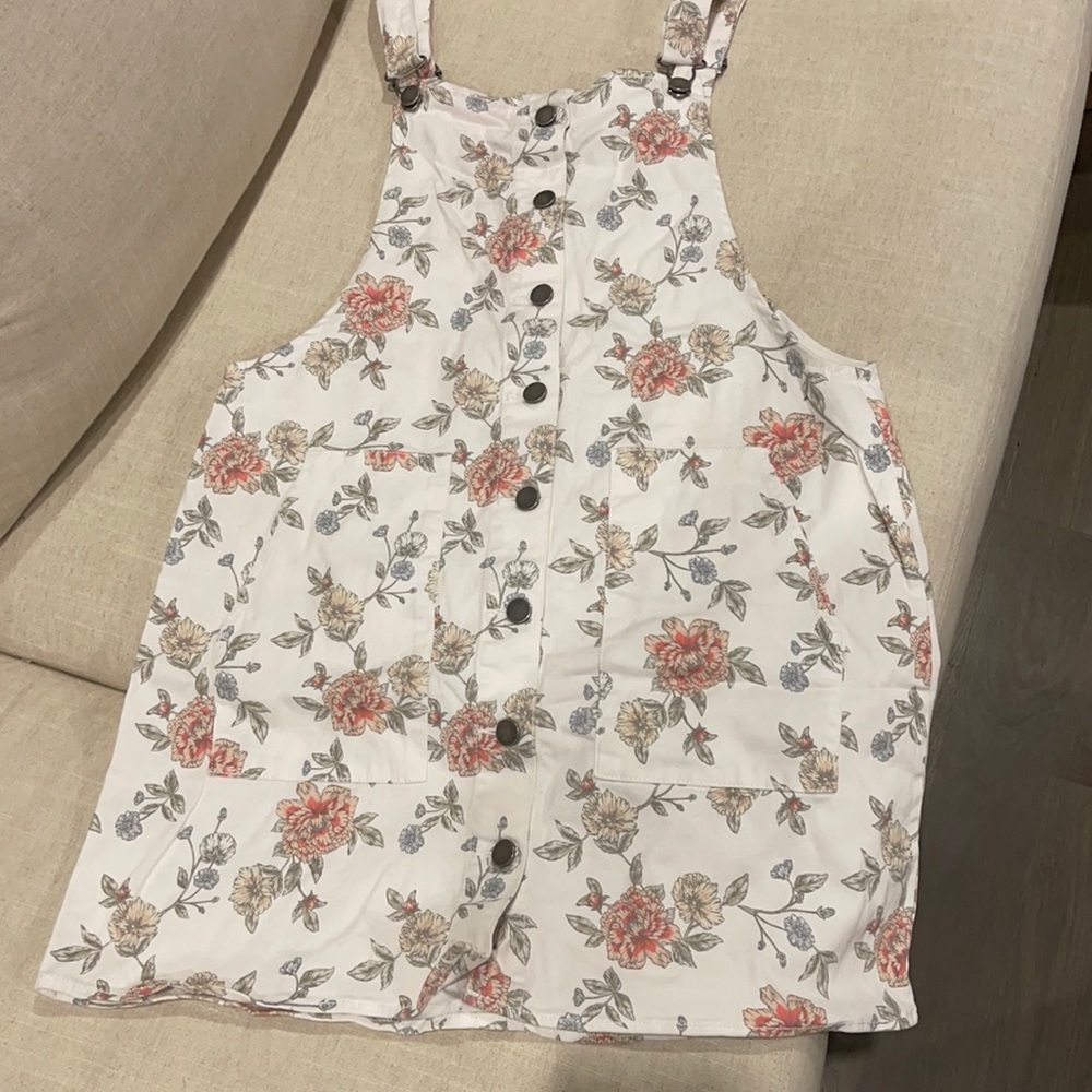 Overall dress